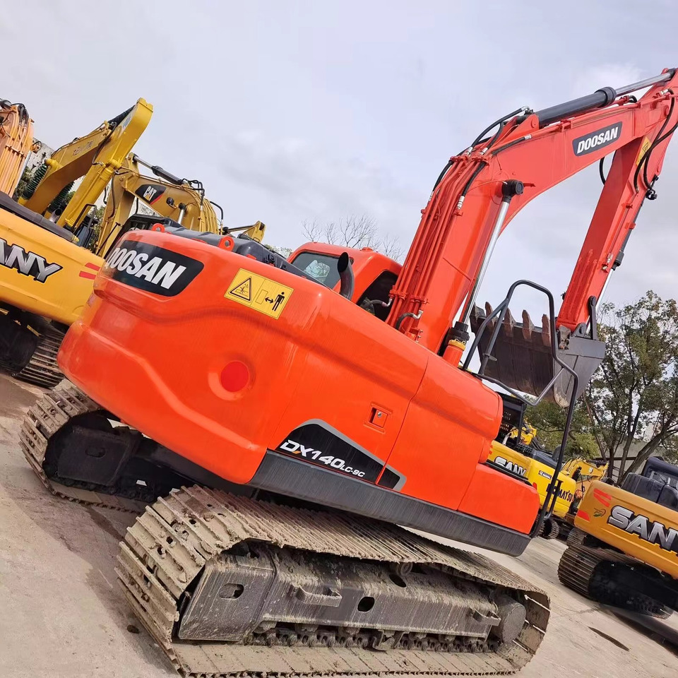 DOOSAN DX140 Crawler excavator Good condition - Pásové rýpadlo: obrázok 5 DOOSAN DX140 Crawler excavator Good condition - Pásové rýpadlo: obrázok 5