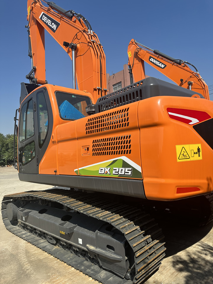 DOOSAN DX205 Crawler excavator Good condition - Pásové rýpadlo: obrázok 4 DOOSAN DX205 Crawler excavator Good condition - Pásové rýpadlo: obrázok 4