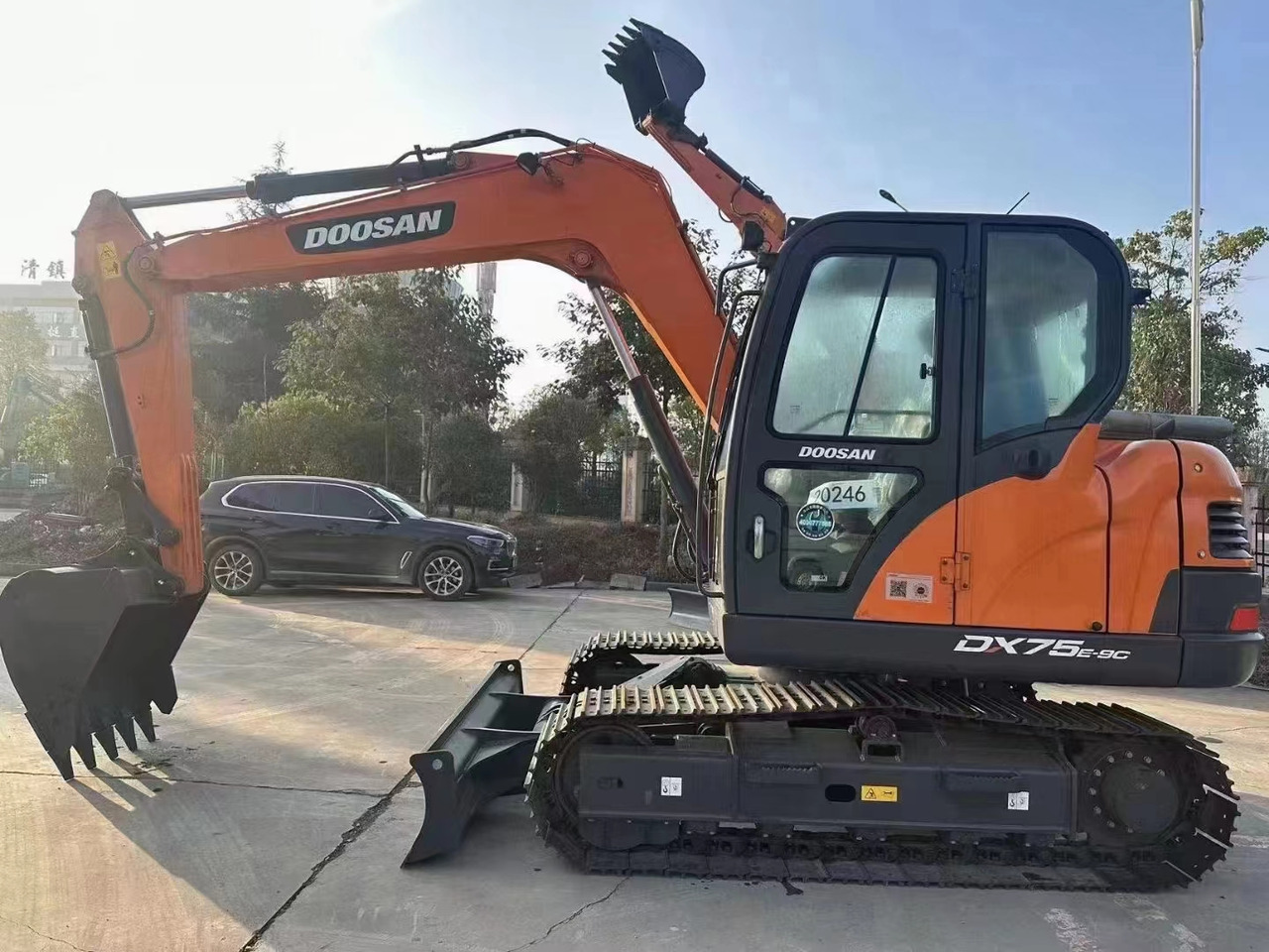 DOOSAN DX75 Mini excavator 7.5 ton - Mini rýpadlo: obrázok 1 DOOSAN DX75 Mini excavator 7.5 ton - Mini rýpadlo: obrázok 1
