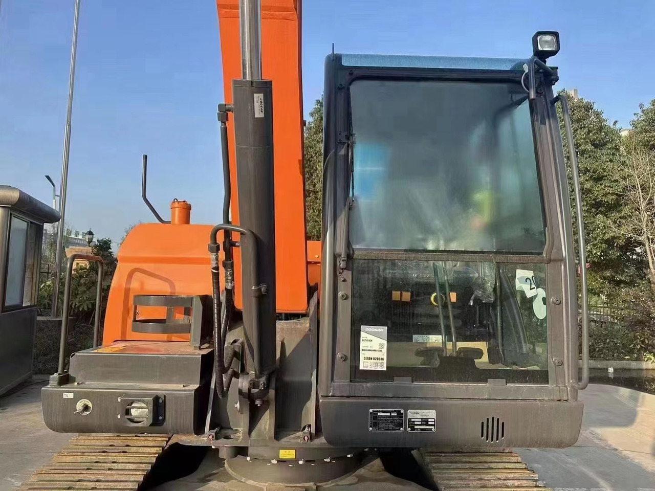 DOOSAN DX75 Mini excavator 7.5 ton - Mini rýpadlo: obrázok 5 DOOSAN DX75 Mini excavator 7.5 ton - Mini rýpadlo: obrázok 5
