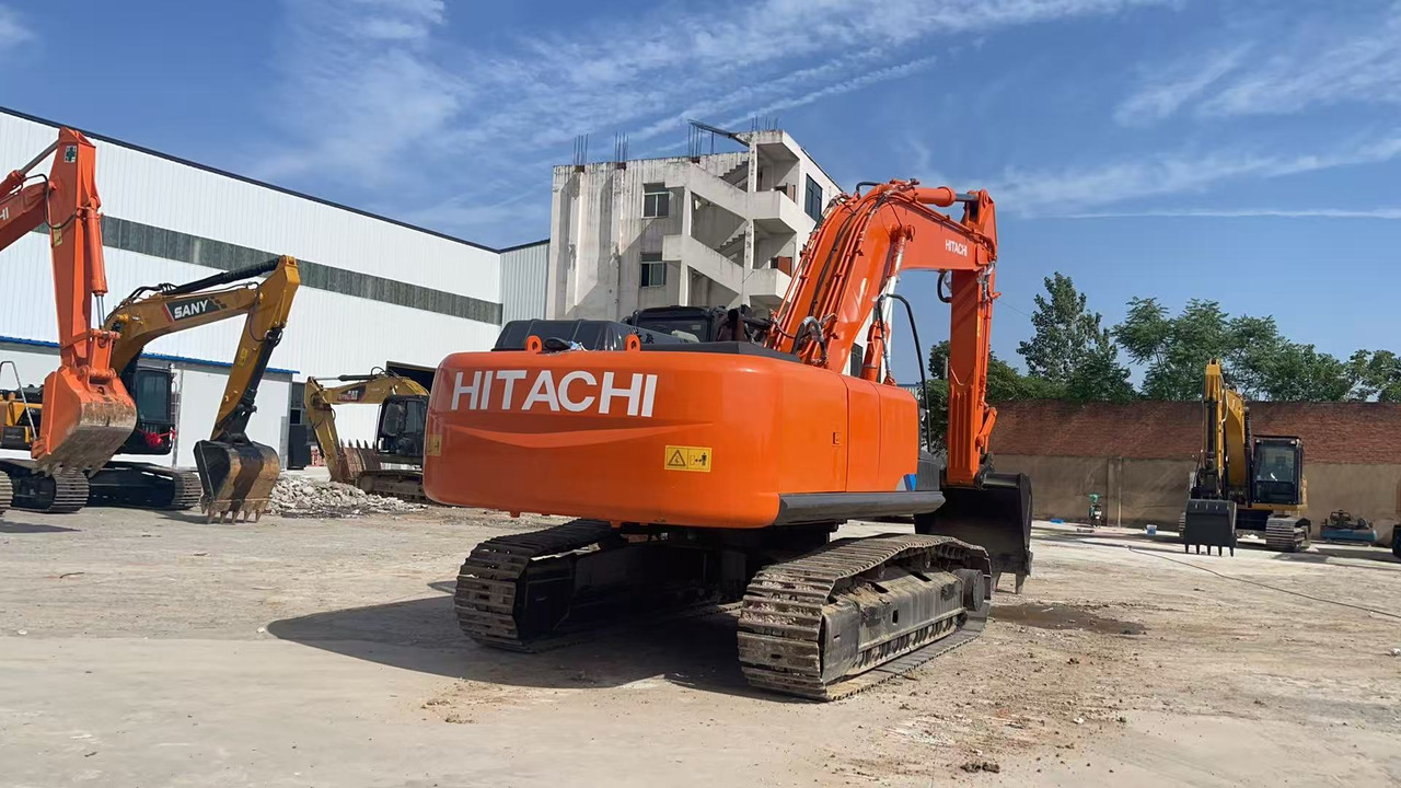 HITACHI ZX350-3G Excavator | Zero Final Drive Issues | New Undercarriage | Super Clean - Rýpadlo: obrázok 5 HITACHI ZX350-3G Excavator | Zero Final Drive Issues | New Undercarriage | Super Clean - Rýpadlo: obrázok 5