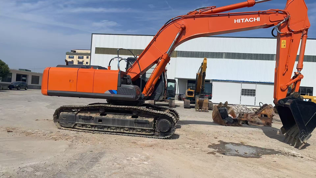 HITACHI ZX350-3G Excavator | Zero Final Drive Issues | New Undercarriage | Super Clean - Rýpadlo: obrázok 1 HITACHI ZX350-3G Excavator | Zero Final Drive Issues | New Undercarriage | Super Clean - Rýpadlo: obrázok 1