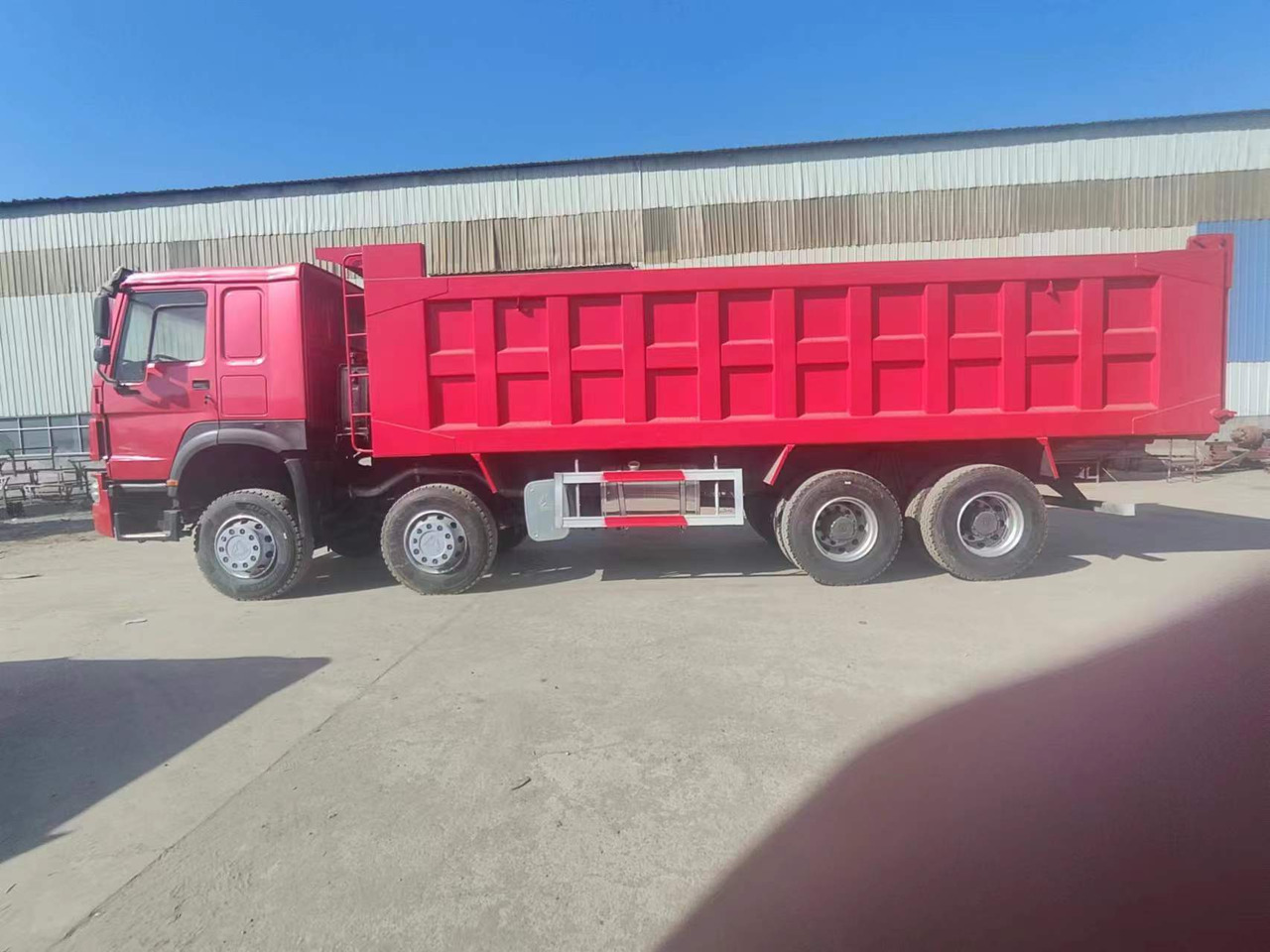 Leasing HOWO 375 Dump Truck 8*4 Click Here for Discount HOWO 375 Dump Truck 8*4 Click Here for Discount: obrázok 6