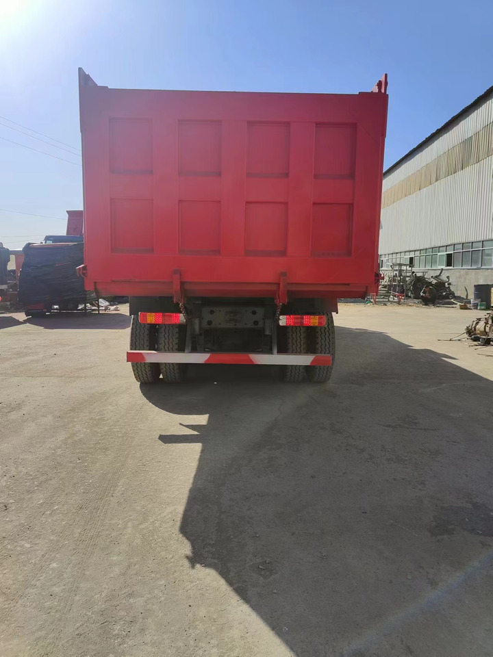 Leasing HOWO 375 Dump Truck 8*4 Click Here for Discount HOWO 375 Dump Truck 8*4 Click Here for Discount: obrázok 7