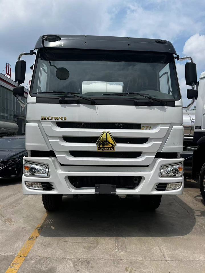 HOWO Cement Mixer Truck 12cube Click Here for Discount - Domiešavač: obrázok 3 HOWO Cement Mixer Truck 12cube Click Here for Discount - Domiešavač: obrázok 3