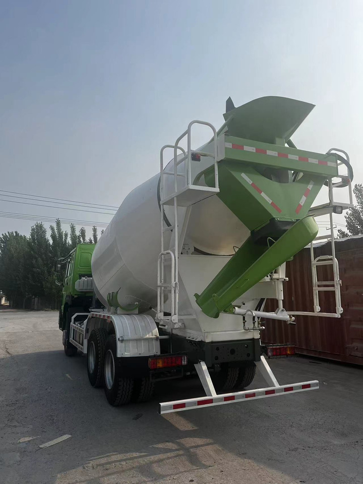 HOWO Cement Mixer Truck 6*4 - Domiešavač: obrázok 5 HOWO Cement Mixer Truck 6*4 - Domiešavač: obrázok 5
