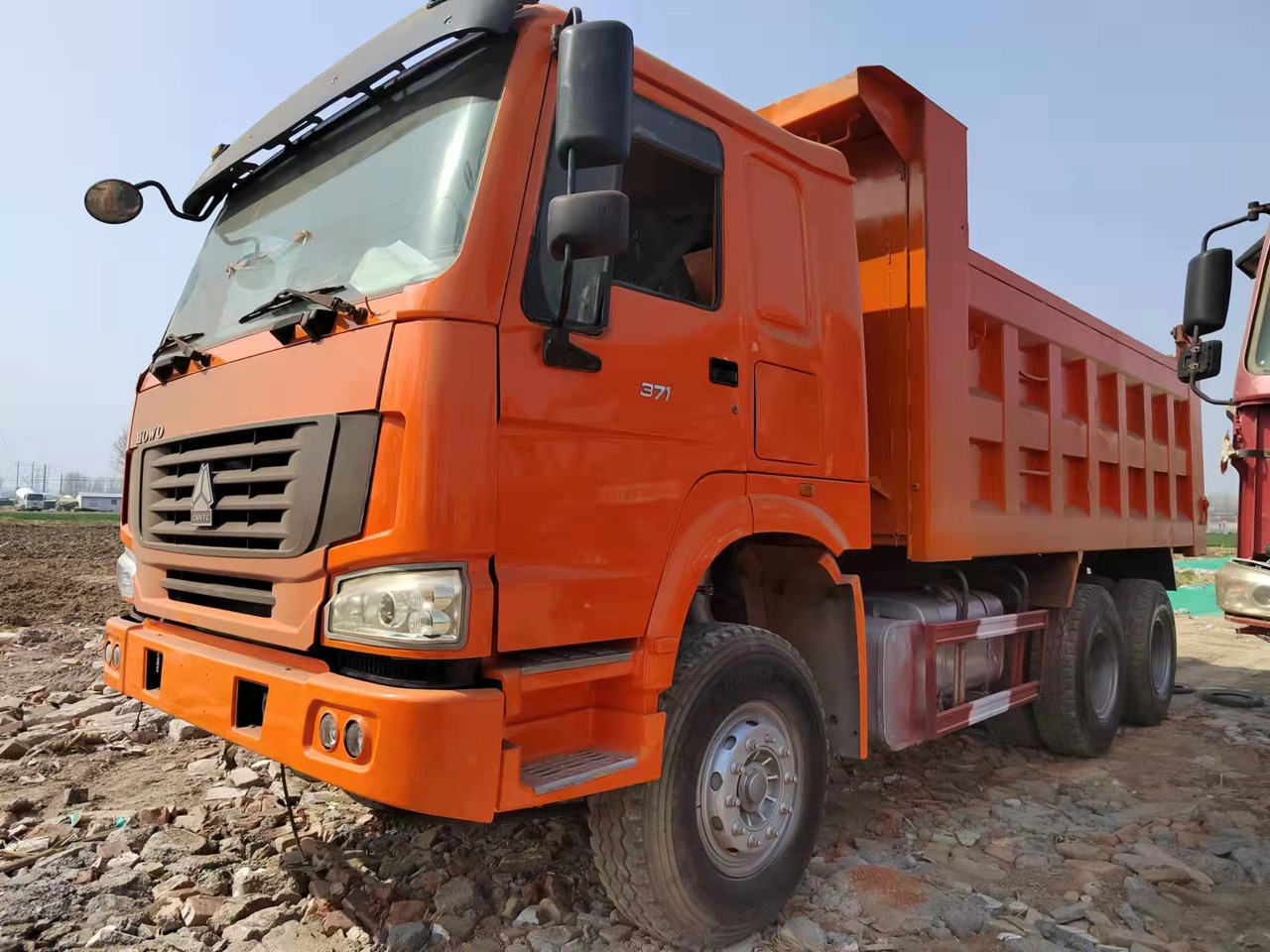 HOWO Dump Truck 6*4 371 Click Here for Discount - Sklápač: obrázok 1 HOWO Dump Truck 6*4 371 Click Here for Discount - Sklápač: obrázok 1