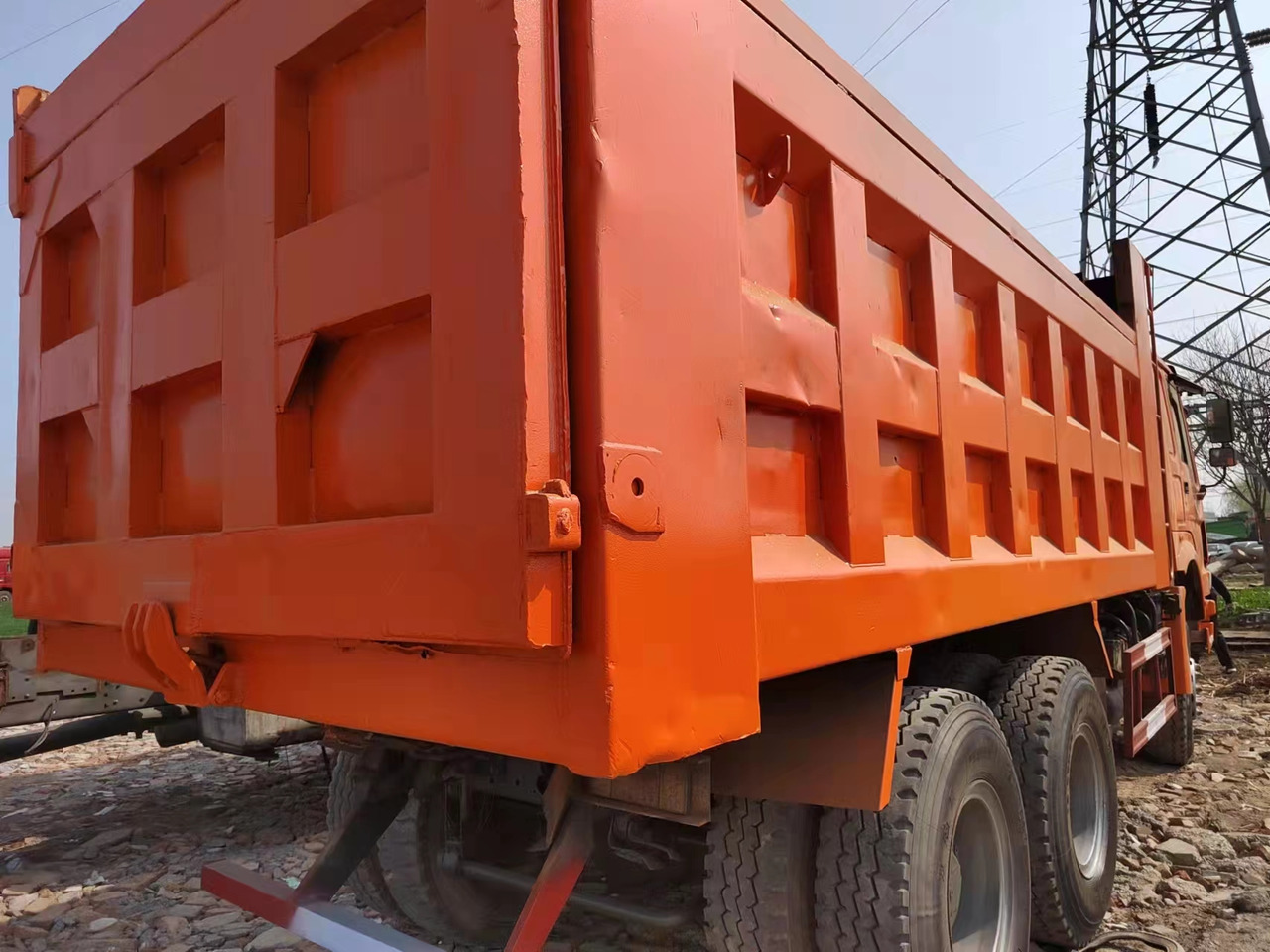 HOWO Dump Truck 6*4 371 Click Here for Discount - Sklápač: obrázok 2 HOWO Dump Truck 6*4 371 Click Here for Discount - Sklápač: obrázok 2