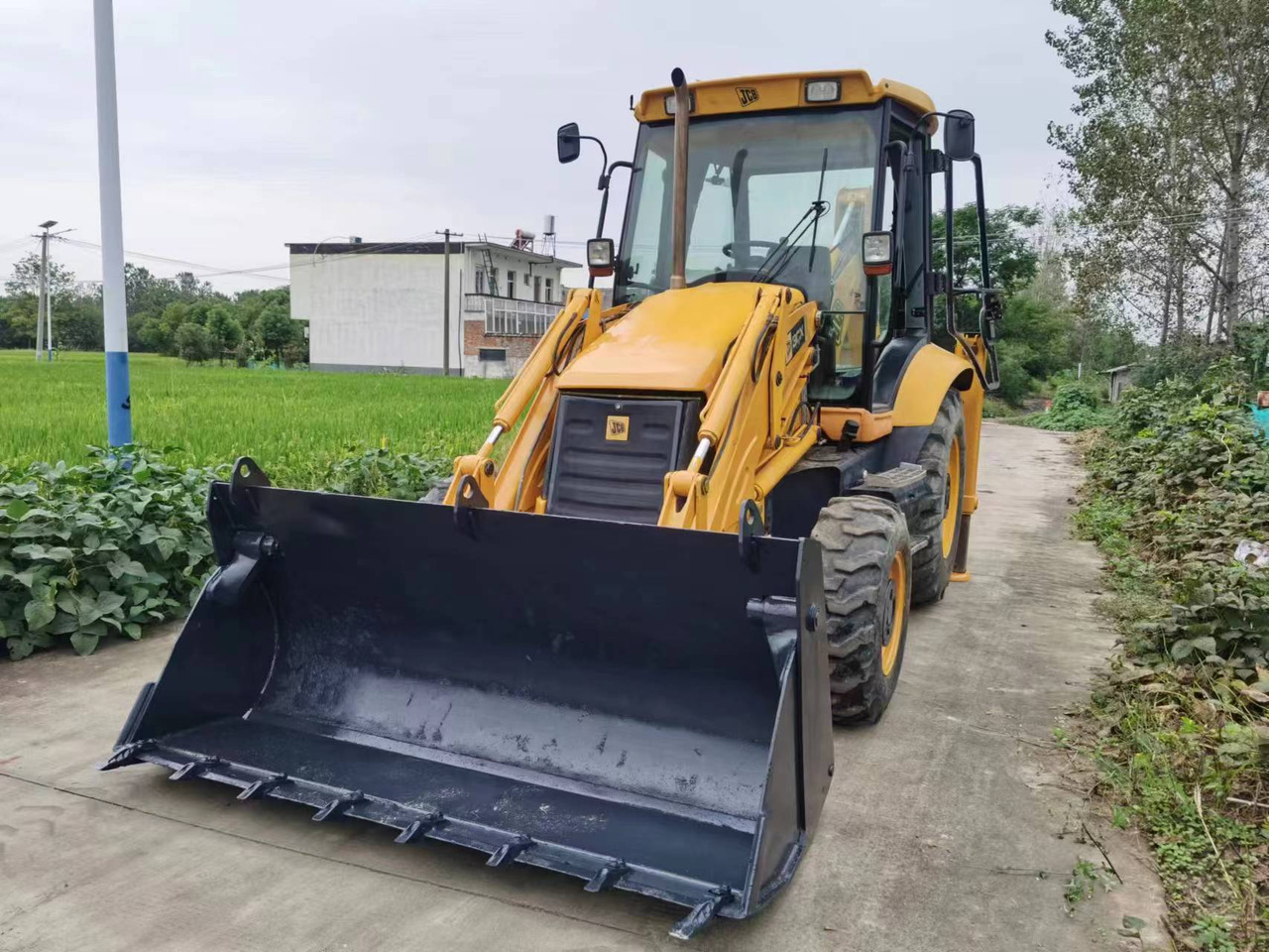 JCB Backhoe Loader 3CX Click Here for Discount - Rýpadlo-nakladač: obrázok 1 JCB Backhoe Loader 3CX Click Here for Discount - Rýpadlo-nakladač: obrázok 1