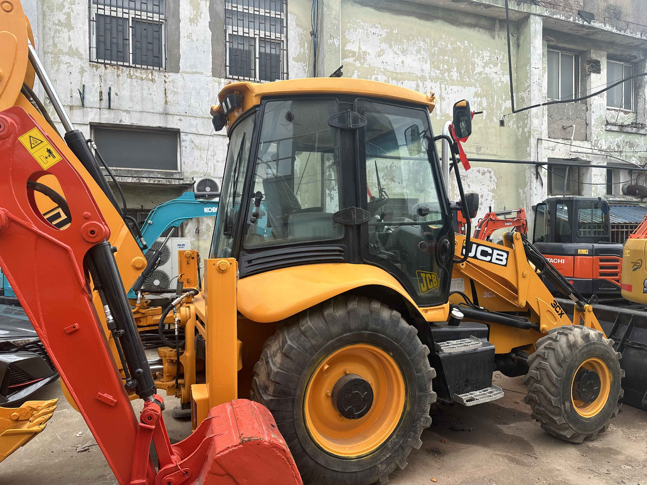 JCB Backhoe Loader - Rýpadlo-nakladač: obrázok 4 JCB Backhoe Loader - Rýpadlo-nakladač: obrázok 4
