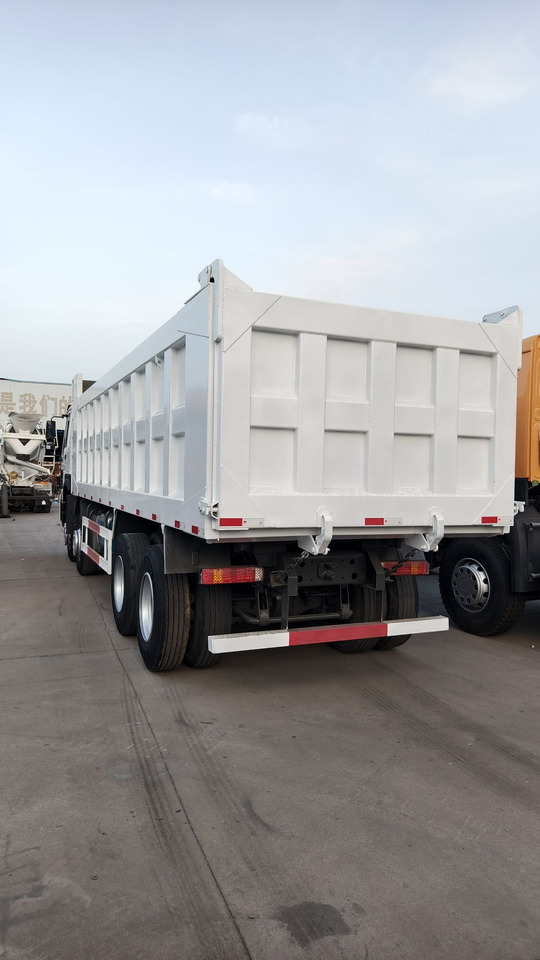 SINOTRUK HOWO 371 8x4 Dump Truck Click for Discount - Nákladné auto: obrázok 5 SINOTRUK HOWO 371 8x4 Dump Truck Click for Discount - Nákladné auto: obrázok 5