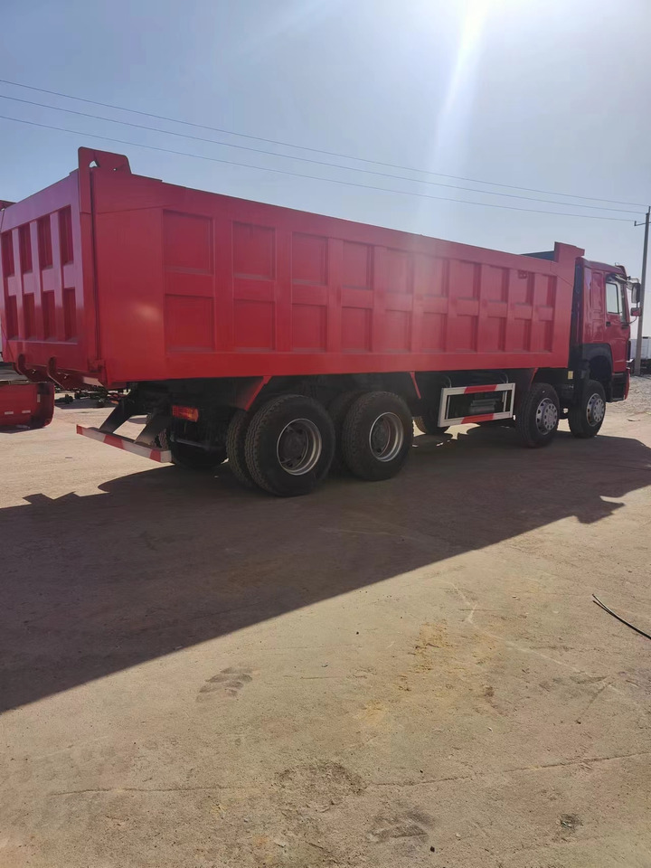 SINOTRUK HOWO 8x4 Dump Truck - Sklápač: obrázok 5 SINOTRUK HOWO 8x4 Dump Truck - Sklápač: obrázok 5