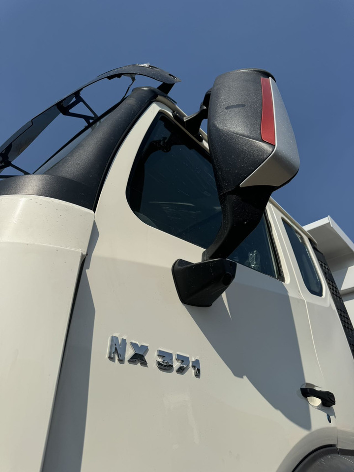 SINOTRUK HOWO NX371 6X4 - Sklápač: obrázok 4 SINOTRUK HOWO NX371 6X4 - Sklápač: obrázok 4