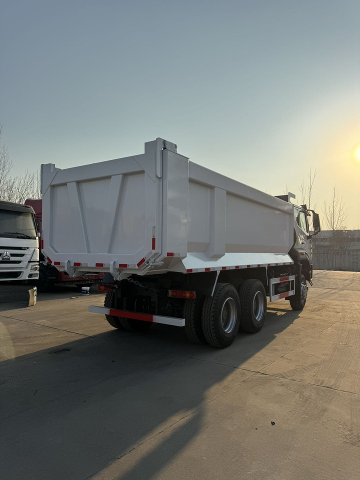 SINOTRUK HOWO NX400 6X4 - Sklápač: obrázok 4 SINOTRUK HOWO NX400 6X4 - Sklápač: obrázok 4