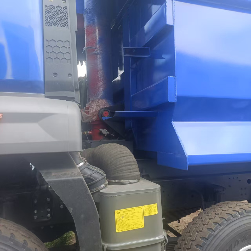 SINOTRUK HOWO NX400 8X4 - Sklápač: obrázok 5 SINOTRUK HOWO NX400 8X4 - Sklápač: obrázok 5