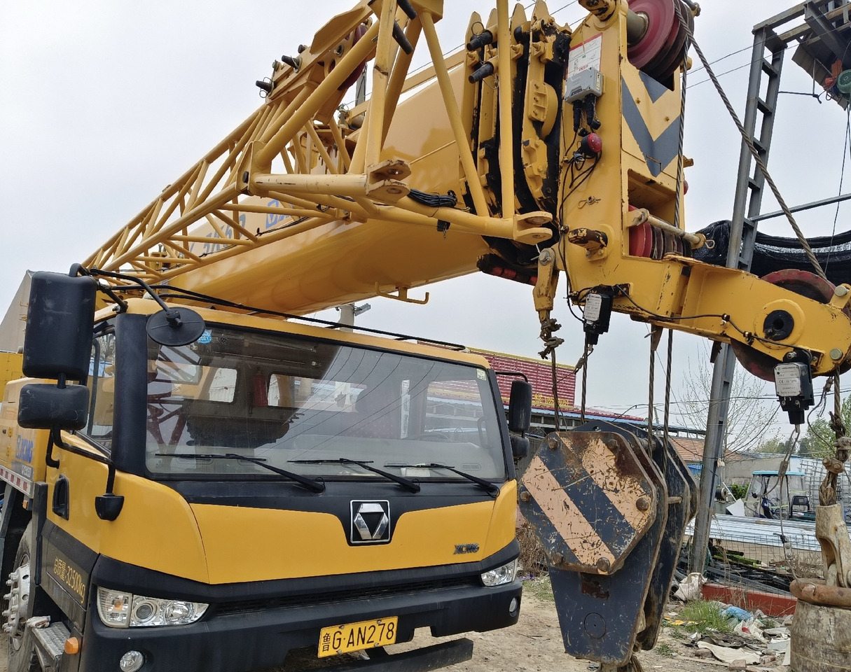 XCMG Crane QY25K 25Ton - Žeriav: obrázok 3 XCMG Crane QY25K 25Ton - Žeriav: obrázok 3