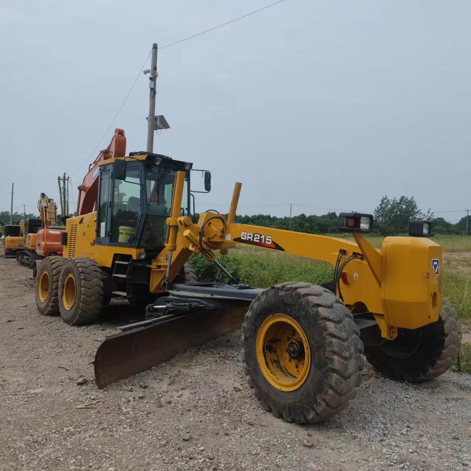 XCMG Grader GR215 - Zrovnávač: obrázok 1 XCMG Grader GR215 - Zrovnávač: obrázok 1