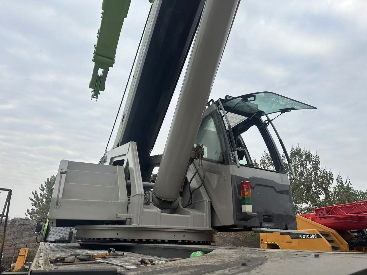 Žeriav pre všetky terény ZOOMLION Crane 50Ton: obrázok 11