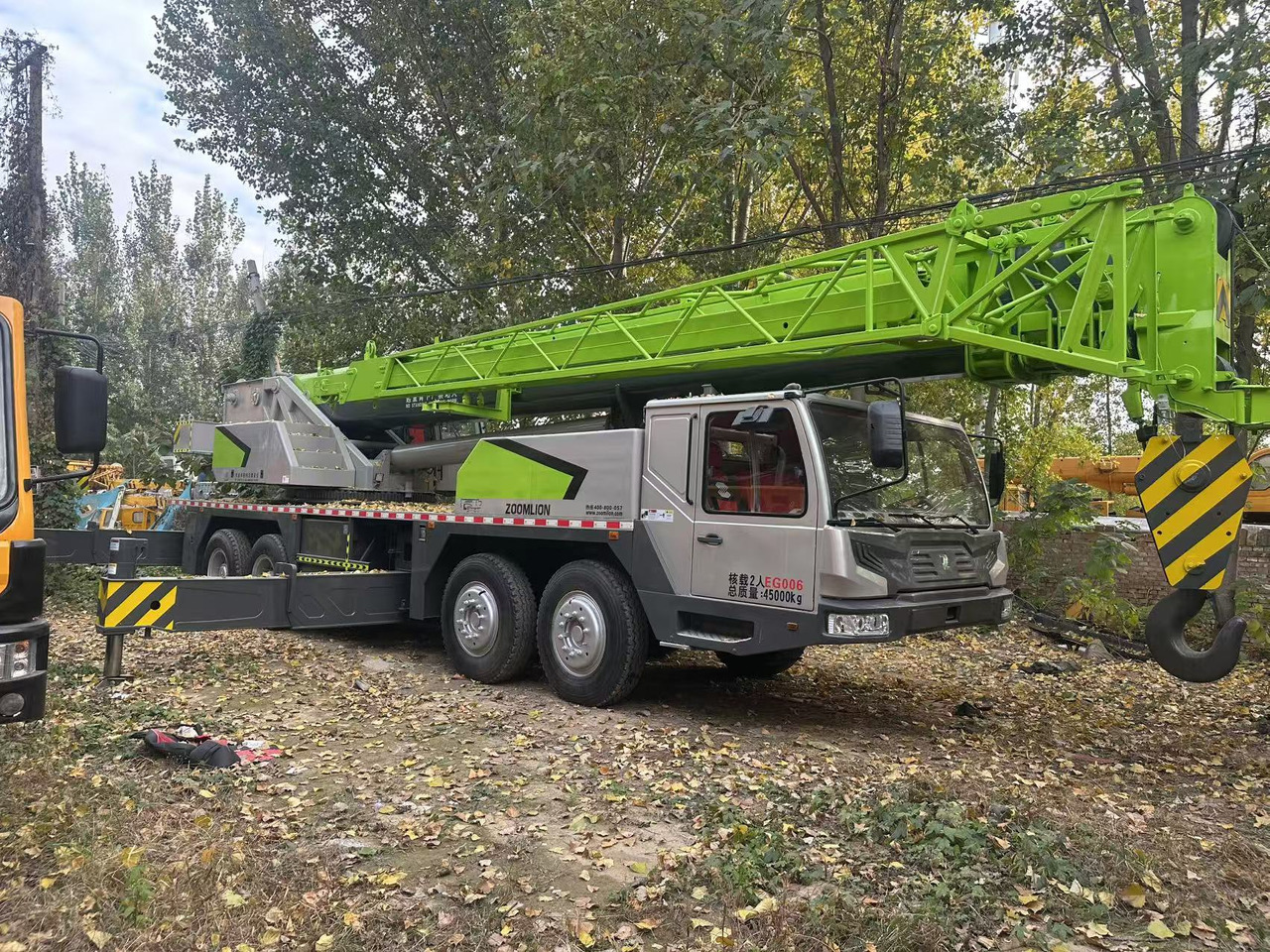 ZOOMLION Crane ZTC700V - Žeriav pre všetky terény: obrázok 2 ZOOMLION Crane ZTC700V - Žeriav pre všetky terény: obrázok 2
