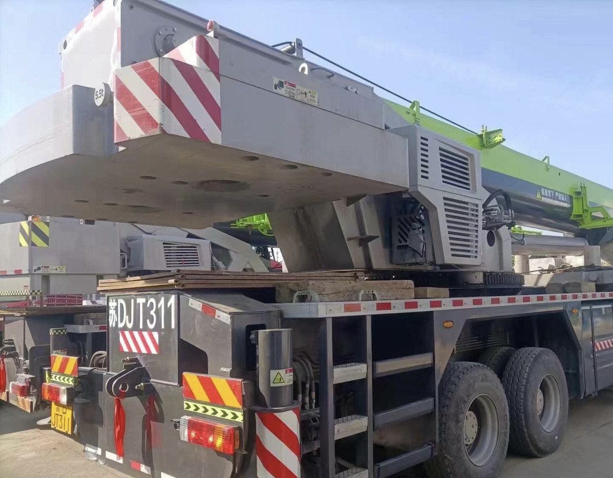 ZOOMLION Crane ZTC700V562-1 - Žeriav pre všetky terény: obrázok 4 ZOOMLION Crane ZTC700V562-1 - Žeriav pre všetky terény: obrázok 4