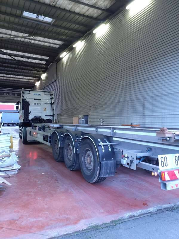 Semi-remorque 3 Essieux 38 TONNES CHARIOT COULISSANT - Náves preprava kontajnerov/ Výmenná nadstavba: obrázok 1 Semi-remorque 3 Essieux 38 TONNES CHARIOT COULISSANT - Náves preprava kontajnerov/ Výmenná nadstavba: obrázok 1