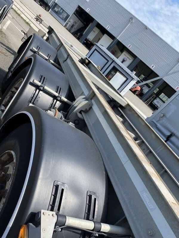 Semi-remorque 3 Essieux 38 TONNES CHARIOT COULISSANT - Náves preprava kontajnerov/ Výmenná nadstavba: obrázok 4 Semi-remorque 3 Essieux 38 TONNES CHARIOT COULISSANT - Náves preprava kontajnerov/ Výmenná nadstavba: obrázok 4