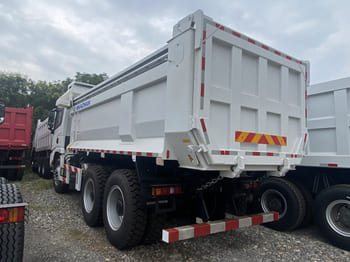 SHACMAN Shacman Tipper Truck for Sale in Jamaica - Nákladné auto: obrázok 4 SHACMAN Shacman Tipper Truck for Sale in Jamaica - Nákladné auto: obrázok 4