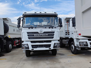 SHACMAN Shacman Tractor Truck for Sale in Malawi - Nákladné auto: obrázok 2 SHACMAN Shacman Tractor Truck for Sale in Malawi - Nákladné auto: obrázok 2