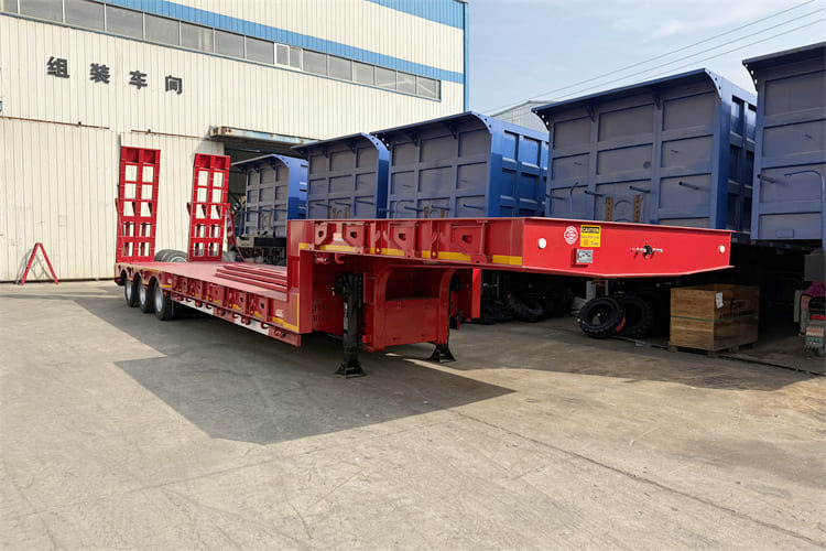 TITAN 100t Lowbed Trailer for Sale in Tanzania - Náves podvalník: obrázok 1 TITAN 100t Lowbed Trailer for Sale in Tanzania - Náves podvalník: obrázok 1