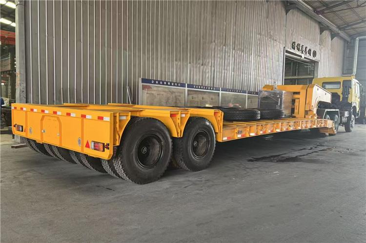 TITAN 2 Axle Detachable Gooseneck Trailer for Sale In Jamaica - Náves podvalník: obrázok 3 TITAN 2 Axle Detachable Gooseneck Trailer for Sale In Jamaica - Náves podvalník: obrázok 3