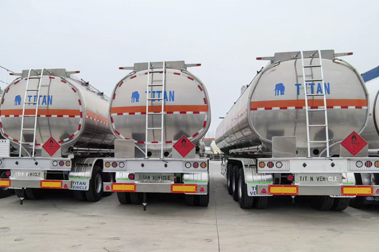 TITAN 3 Axle 42000liter Aluminum Tanker Trailer for Sale in Mali - Cisternový náves: obrázok 2 TITAN 3 Axle 42000liter Aluminum Tanker Trailer for Sale in Mali - Cisternový náves: obrázok 2
