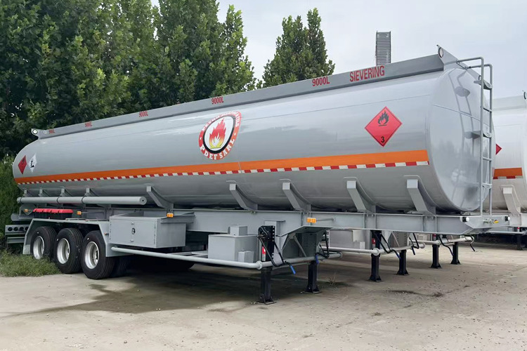 TITAN 45000 Liters Fuel Tanker Trailer for sale in Tanzania - Cisternový náves: obrázok 2 TITAN 45000 Liters Fuel Tanker Trailer for sale in Tanzania - Cisternový náves: obrázok 2