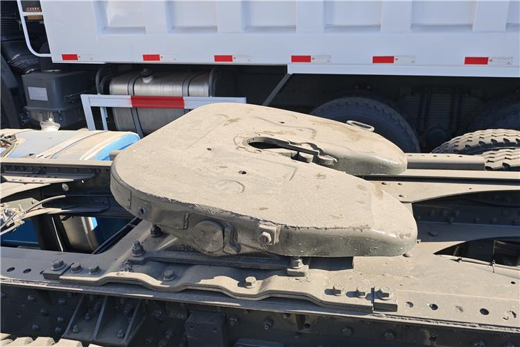 Sinotruk Used Hohan Truck Tractor 10 Wheeler for Sale In Burkina Faso - Ťahač: obrázok 5 Sinotruk Used Hohan Truck Tractor 10 Wheeler for Sale In Burkina Faso - Ťahač: obrázok 5