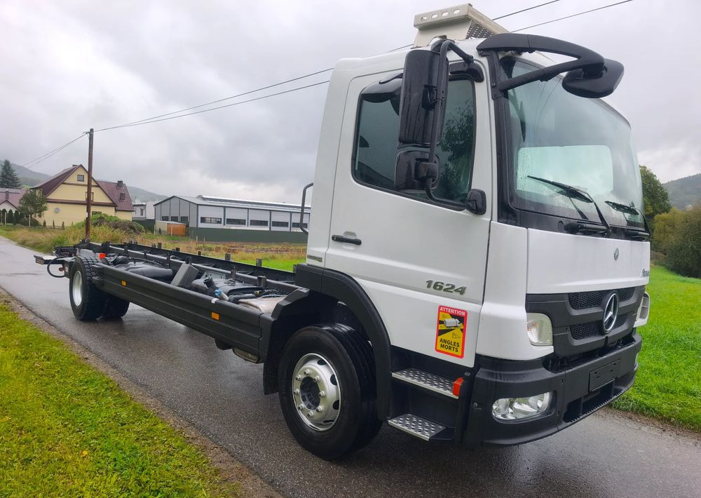 Mercedes-Benz Atego 1624 rama do zabudowy - Podvozek s kabinou: obrázok 2 Mercedes-Benz Atego 1624 rama do zabudowy - Podvozek s kabinou: obrázok 2