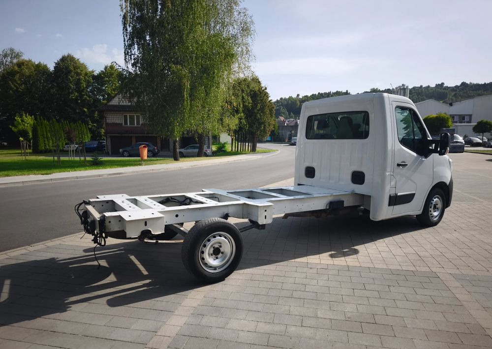 Renault MASTER 2,3 rama do zabudowy po obsłudze gotowy do jazdy - Podvozek s kabinou: obrázok 4 Renault MASTER 2,3 rama do zabudowy po obsłudze gotowy do jazdy - Podvozek s kabinou: obrázok 4