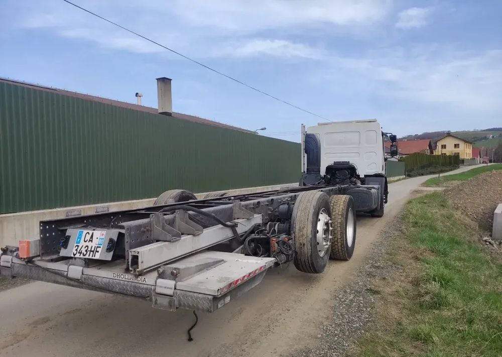 Renault Premium 26.380 Dxi  6x2 rama do zabudowy - Podvozek s kabinou: obrázok 3 Renault Premium 26.380 Dxi  6x2 rama do zabudowy - Podvozek s kabinou: obrázok 3