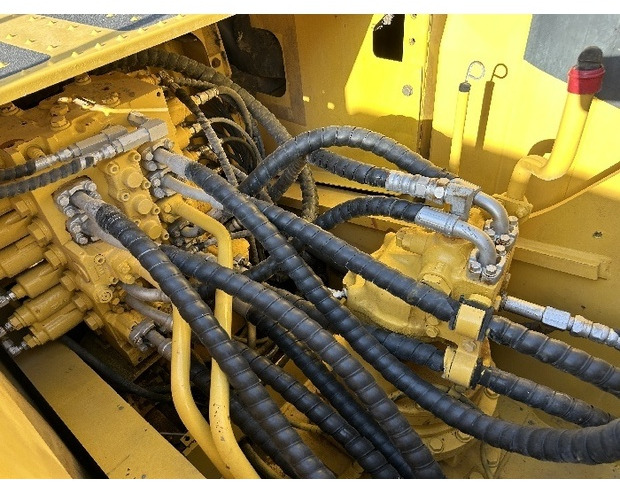 2022 Komatsu PC200-8 - Pásové rýpadlo: obrázok 5 2022 Komatsu PC200-8 - Pásové rýpadlo: obrázok 5