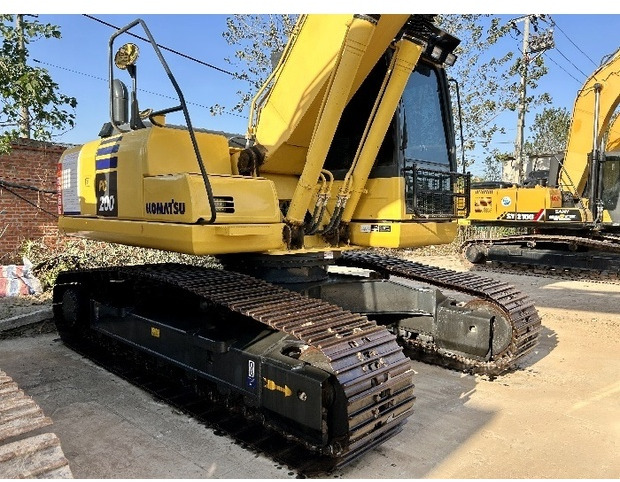 2022 Komatsu PC200-8 - Pásové rýpadlo: obrázok 4 2022 Komatsu PC200-8 - Pásové rýpadlo: obrázok 4