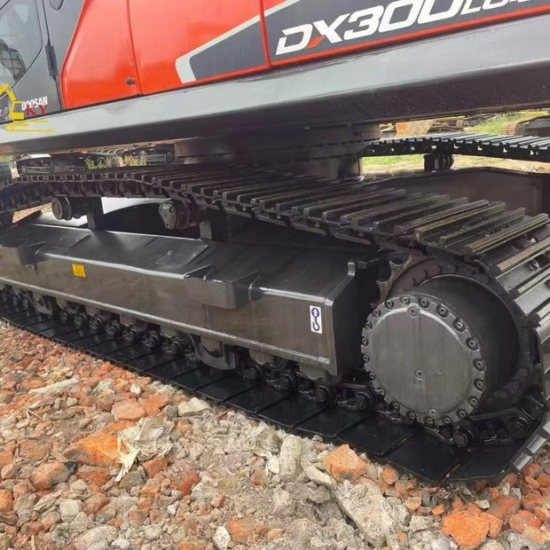 2023 Doosan DX300 - Pásové rýpadlo: obrázok 5 2023 Doosan DX300 - Pásové rýpadlo: obrázok 5