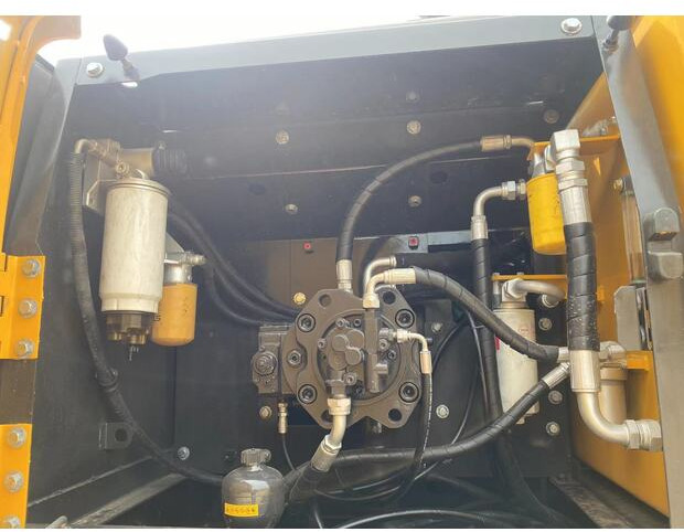 2023 Volvo EC210 - Pásové rýpadlo: obrázok 4 2023 Volvo EC210 - Pásové rýpadlo: obrázok 4