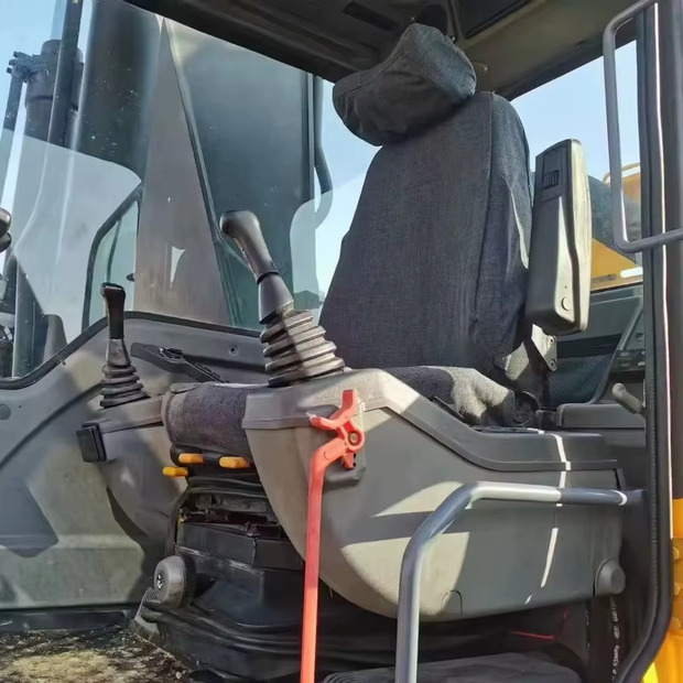 2023 Volvo EC360 - Pásové rýpadlo: obrázok 3 2023 Volvo EC360 - Pásové rýpadlo: obrázok 3