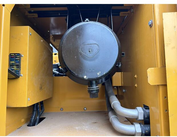 2023 XCMG XE215 - Pásové rýpadlo: obrázok 5 2023 XCMG XE215 - Pásové rýpadlo: obrázok 5