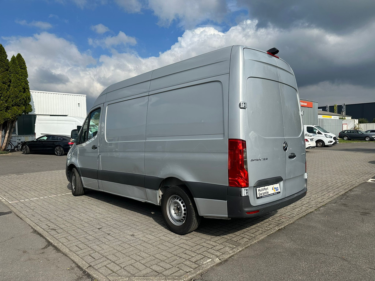 MERCEDES-BENZ Sprinter - Furgon: obrázok 4 MERCEDES-BENZ Sprinter - Furgon: obrázok 4