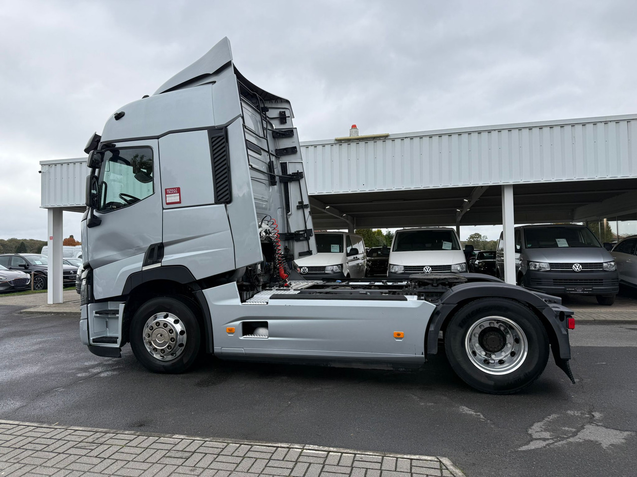 RENAULT T - Ťahač: obrázok 4 RENAULT T - Ťahač: obrázok 4