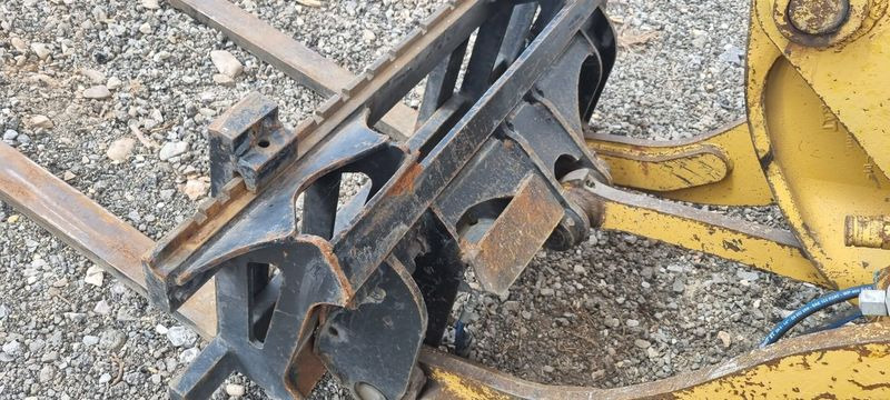 CATERPILLAR 908H - Kolesový nakladač: obrázok 3 CATERPILLAR 908H - Kolesový nakladač: obrázok 3