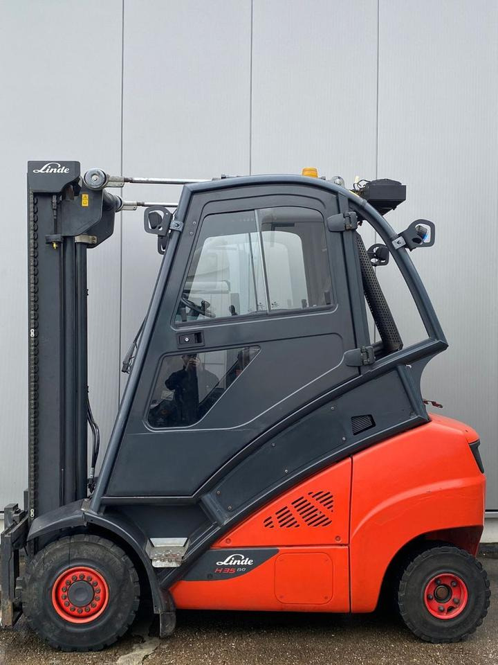 Linde Linde H 35 T - 6.012 h - Seitenschieber - - Plynový vysokozdvižný vozík: obrázok 1 Linde Linde H 35 T - 6.012 h - Seitenschieber - - Plynový vysokozdvižný vozík: obrázok 1