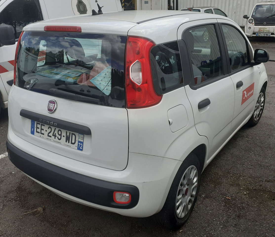 EE-249-72 - FIAT Panda Easy 1.2 - Automobil: obrázok 4 EE-249-72 - FIAT Panda Easy 1.2 - Automobil: obrázok 4