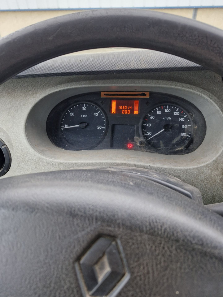 Renault Mascott  3.5T- (Disponible à compter du 24/11/2025) 3 places avec benne basculante hydraulique. BEG. Vendu sans CT. Véhicule roulant. Entretien régulier. Arrêté début 2025 pour souci passage d - Dodávka sklápač: obrázok 2 Renault Mascott  3.5T- (Disponible à compter du 24/11/2025) 3 places avec benne basculante hydraulique. BEG. Vendu sans CT. Véhicule roulant. Entretien régulier. Arrêté début 2025 pour souci passage d - Dodávka sklápač: obrázok 2