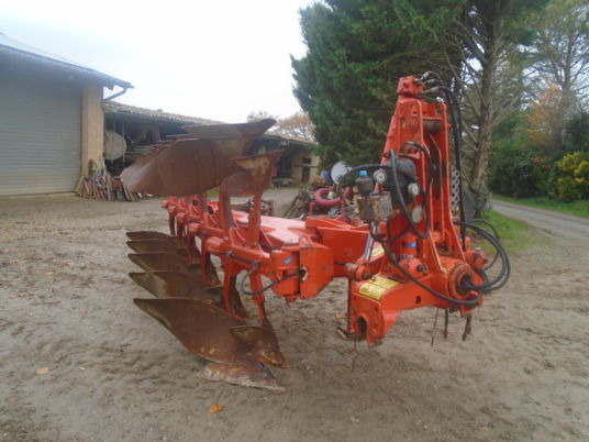 Kuhn VARIMASTER 180 - Pluh: obrázok 4 Kuhn VARIMASTER 180 - Pluh: obrázok 4
