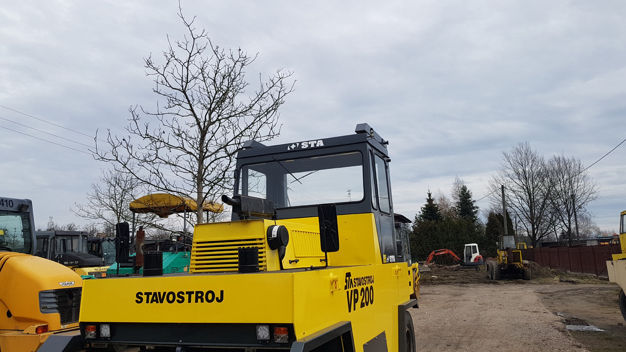 Stavostroj Remasz VP200 - Pneumatikový valec: obrázok 2 Stavostroj Remasz VP200 - Pneumatikový valec: obrázok 2